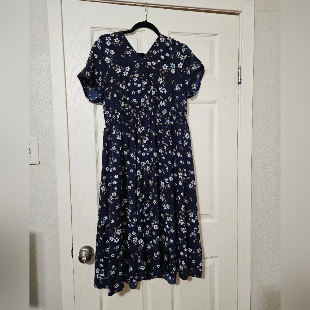 Allover Floral Print A-line Dress - Size 14 (1XL)